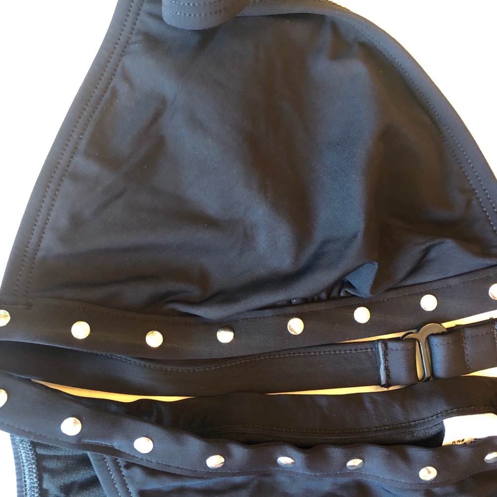 🍋EUC BAJA BLUE~BLACK BIKINI WITH SILVER DETAIL - Picture 5 of 9